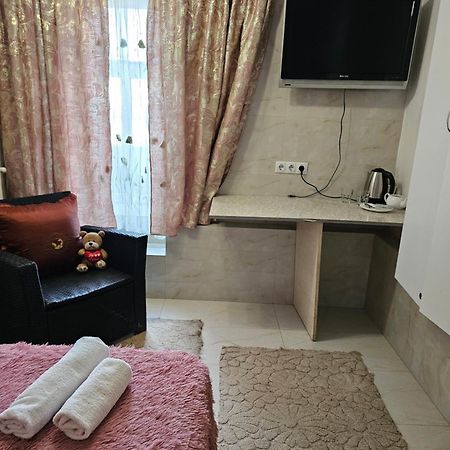 Rose Studio Chişinău Eksteriør billede