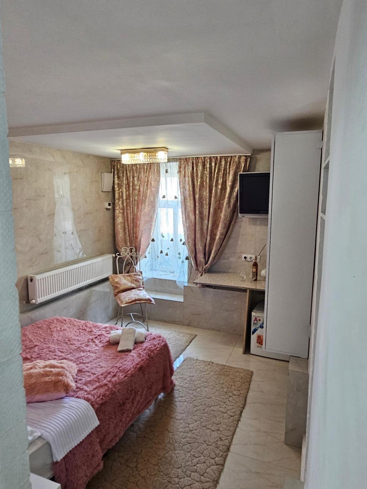 Rose Studio Chişinău Eksteriør billede